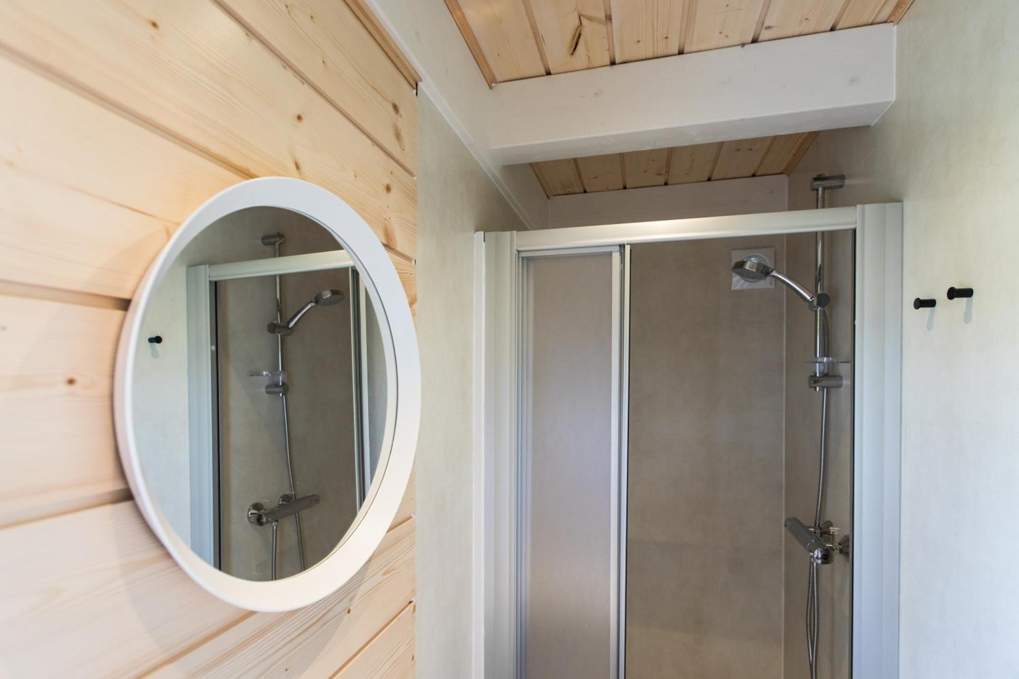 Apartmán Tiny House - Optioneel Met Hottub Dokkum Exteriér fotografie